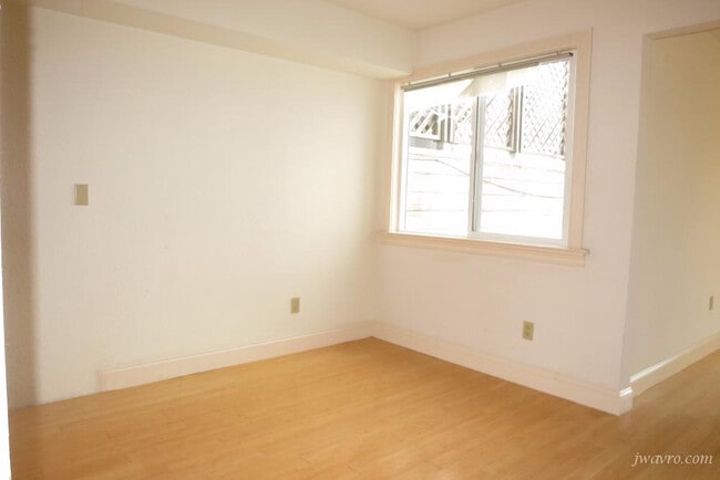 Building Photo - 1034 Carolina St