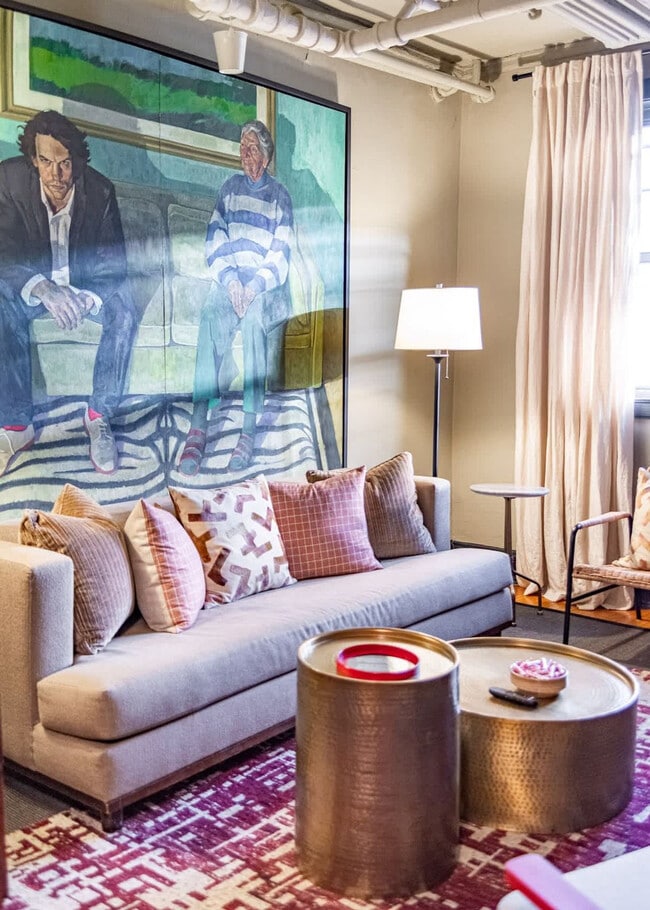 Building Photo - 1202 W Eddy St