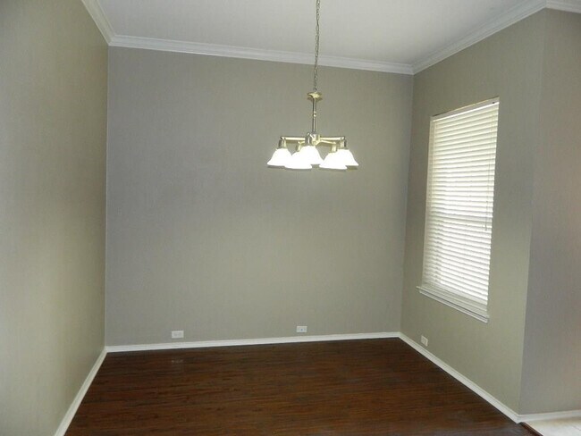Foto del edificio - 1132 Honeywell Dr