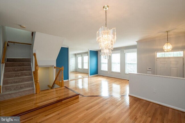 Building Photo - 7761 Desiree St