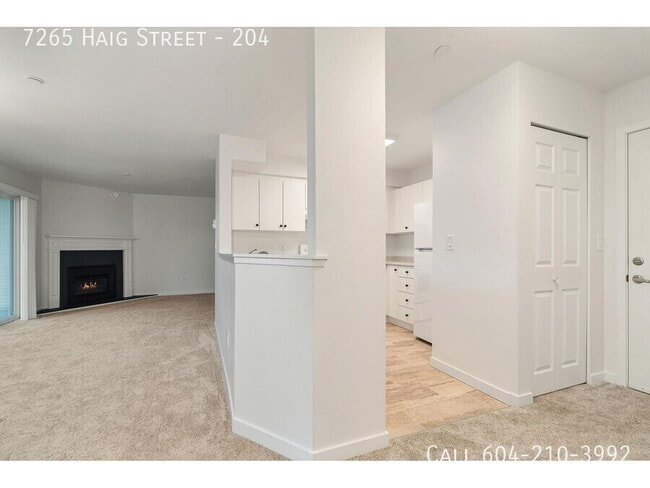 Building Photo - Renovated Condo in Mission
