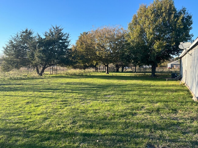 Foto del edificio - 7338 SE County Rd 3050