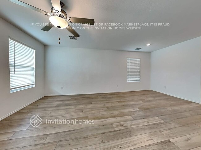 Building Photo - 218 Br Vlg Wy