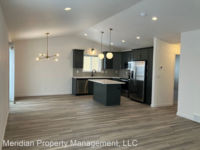 Foto del edificio - 3 br, 2 bath House - 4978 37th Ave S