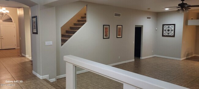 Building Photo - 4793 S Newport St