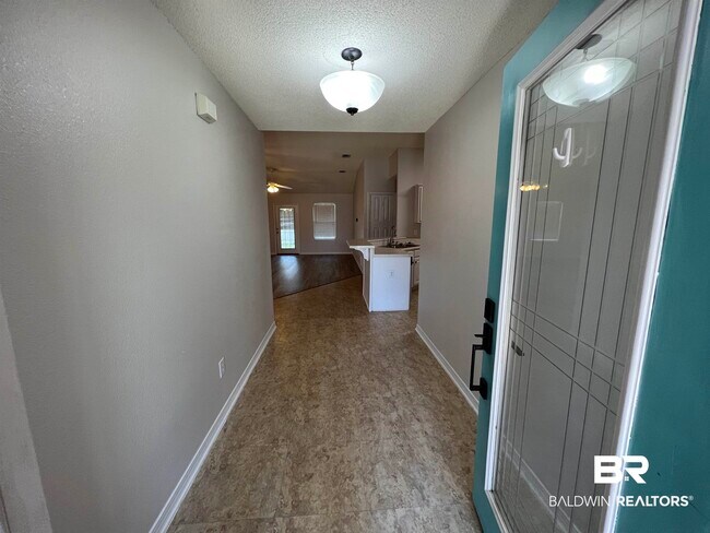 Building Photo - 154 Cypress Ln