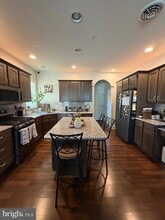 Building Photo - 109 S Village Cir