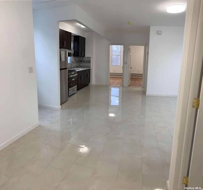 Foto del edificio - 149-41-149-15 15th Rd