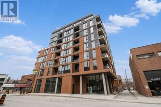 Building Photo - 10 James St