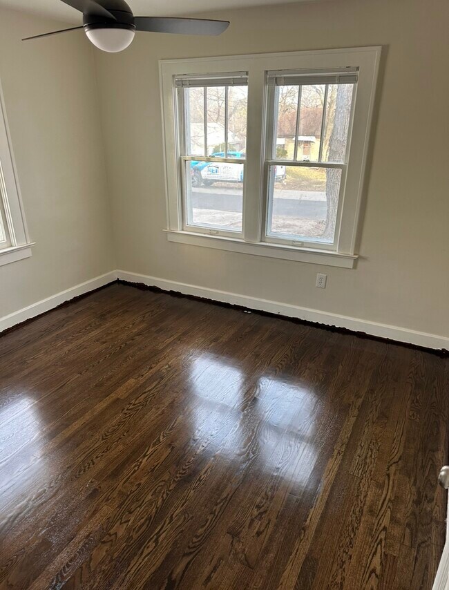 Foto del edificio - 126 S Willow Ave