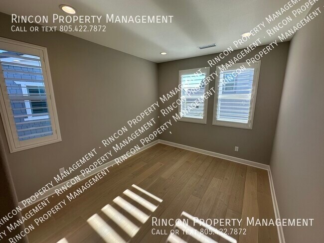 Building Photo - ROOM FOR RENT with Shared Bathroom and Sha...