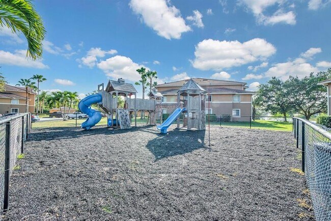 Building Photo - 3590 NW Adriatic Ln