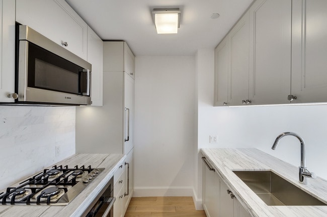 Photo - 389 E 89th St Apartment