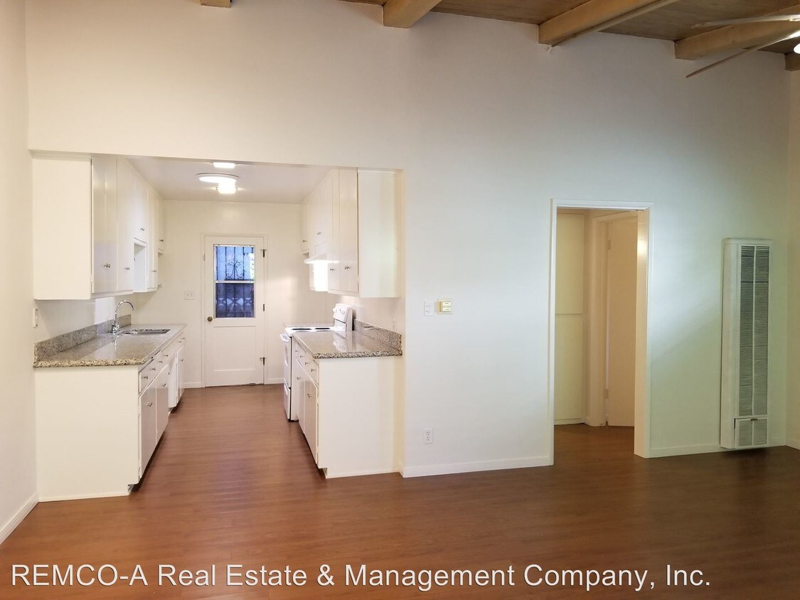 Foto principal - 1040 1/2 Lakme Ave