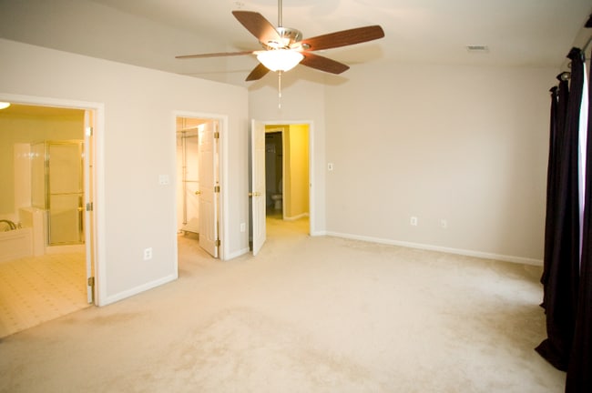 Building Photo - 42243 Black Rock Terrace