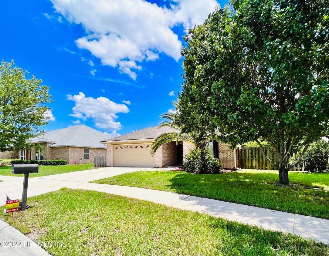 Primary Photo - 12011 Spring Ridge Dr