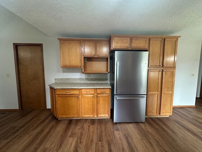 Foto del edificio - Updated Three Bedroom Home in North Salem