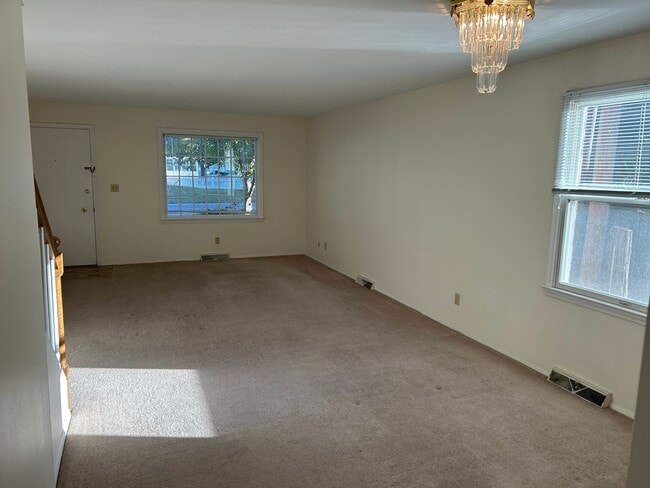 Dining area & Living room - 1420 W Ash St