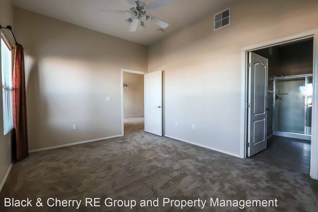 Building Photo - 2 br, 2 bath House - 8985 S Durango Dr #1074