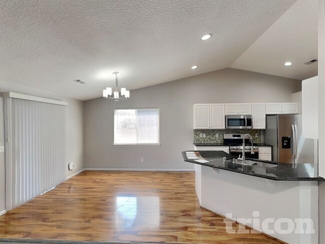 Building Photo - 2419 NE 164th Ave
