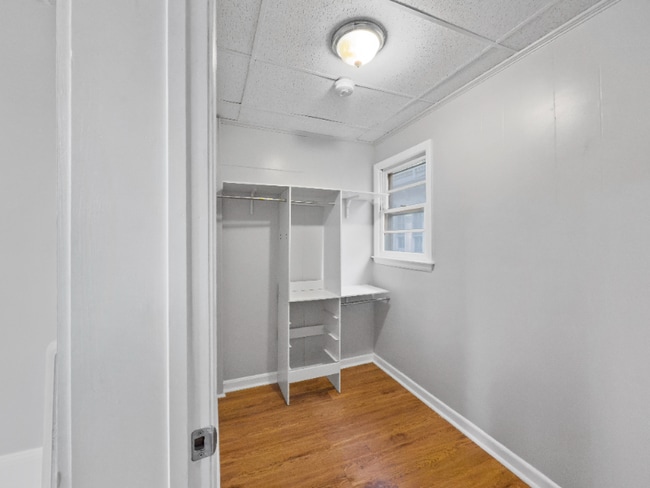 Building Photo - 375-379 Haverhill St