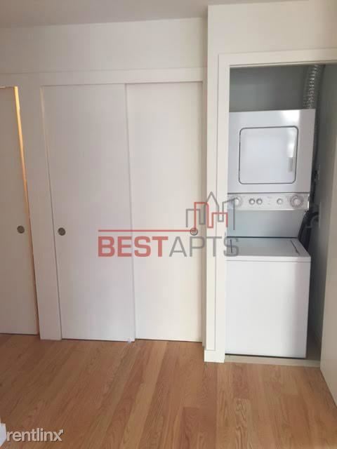 Primary Photo - 21 W 110th St