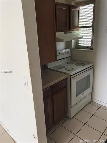 Foto del edificio - 832 W 2nd St