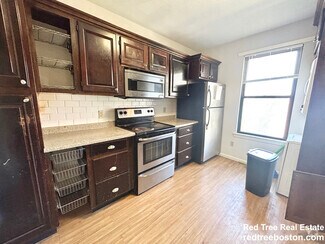 Building Photo - 1578 Tremont St