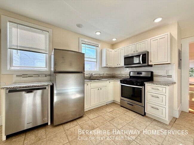 Photo - 12 Garrison Ave Apartment