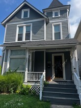 Building Photo - 80 King Ave