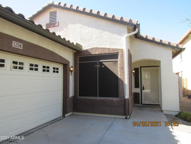 Building Photo - 1258 E Thompson Way
