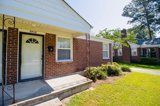 Building Photo - 3713 Prentice Ave