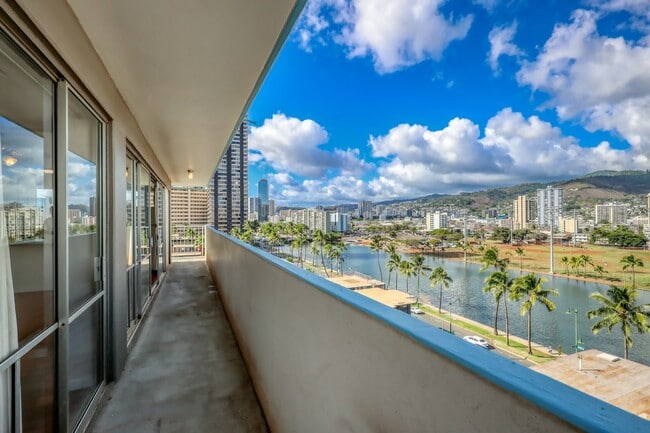 Foto del edificio - 439 Keoniana St