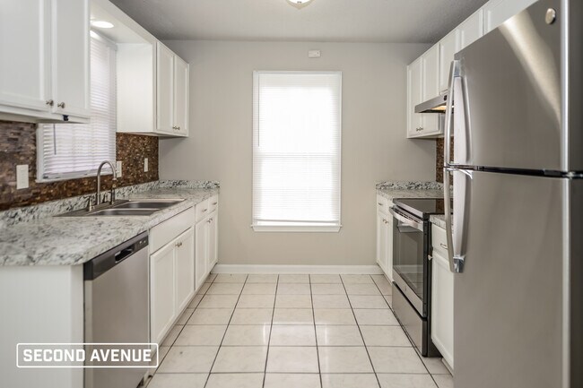 Foto del edificio - 2209 Summertown Dr