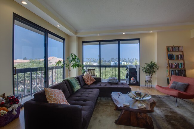 Foto del edificio - 124 Idaho Ave