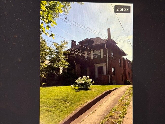 Photo - 1912 Wightman St House