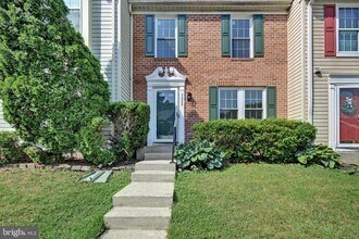 Building Photo - 7836 Foxfarm Ln