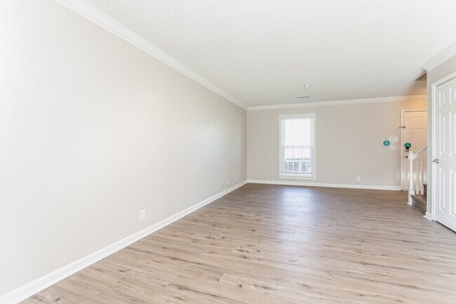 Building Photo - 111 Dorchester Ct