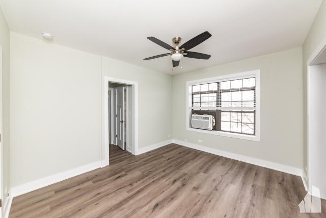 Foto del edificio - 1 bedroom in Highland Park IL 60035