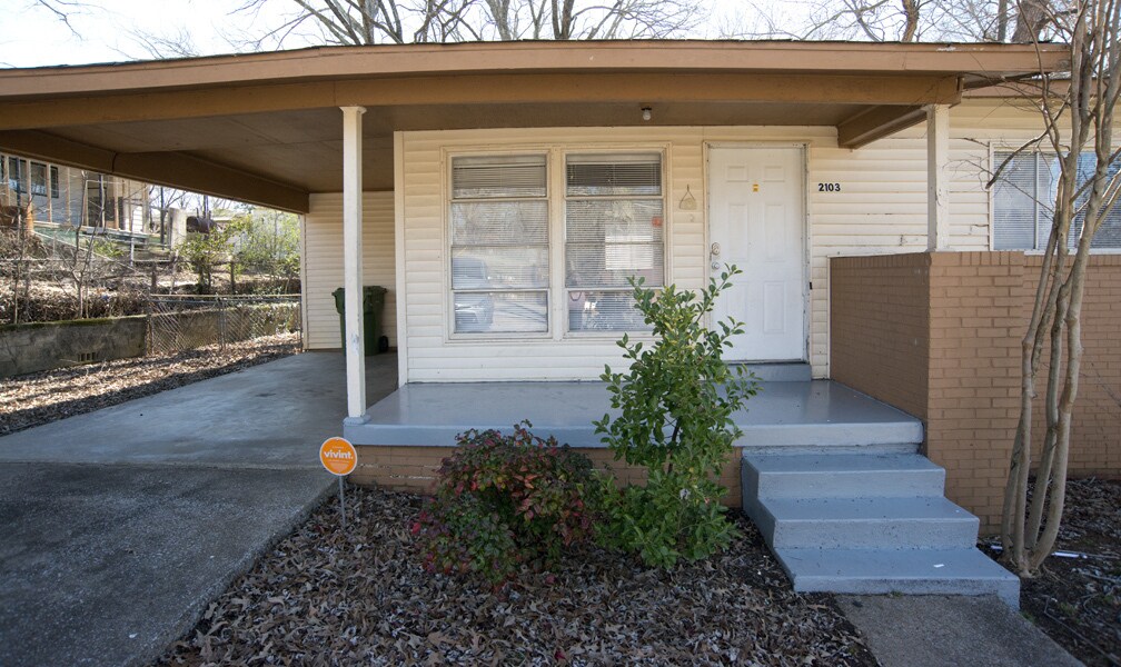 Foto principal - 3 Bedroom Cottage - COMING SOON!