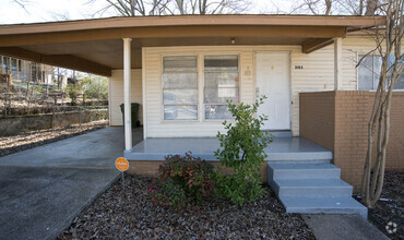 Building Photo - 2103 Medaris Rd NW