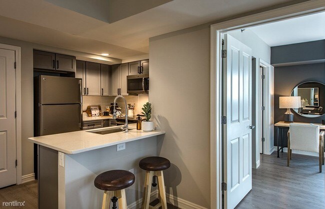 Foto del edificio - 1 br, 1 bath  - 32 Cambridgepark Dr