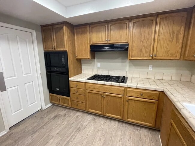 Building Photo - 5028 W Avenue M