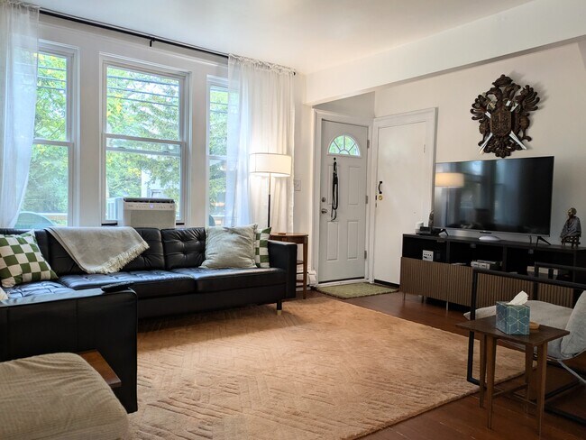 Foto del edificio - 228 Ashland St