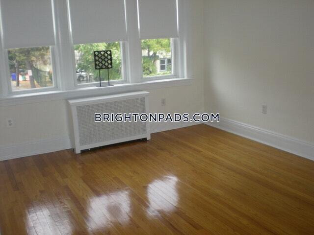 Foto del edificio - 56 Selkirk Rd