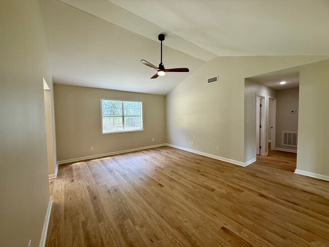 Foto del edificio - 3 Bedroom/2 Bathroom Home in Paragould AR ...