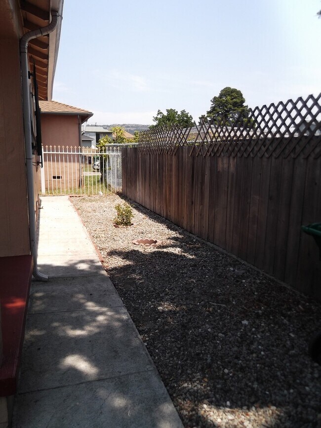 Foto del edificio - F01410-55