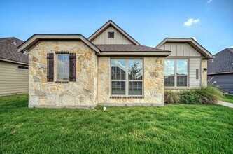Building Photo - 2211 John Ross Ct