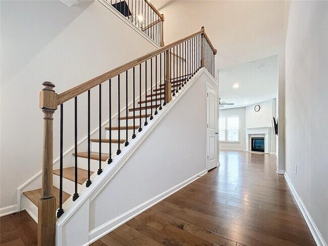 Foto del edificio - 2560 Quarterdeck Dr