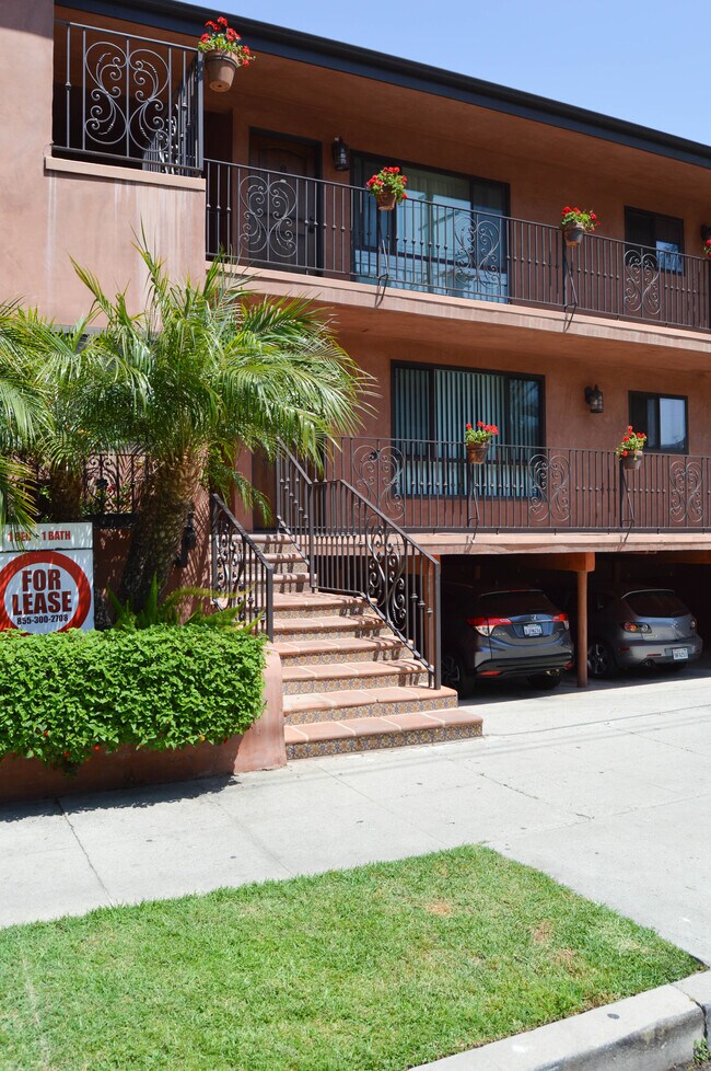 Foto del edificio - 1563 Brockton Ave